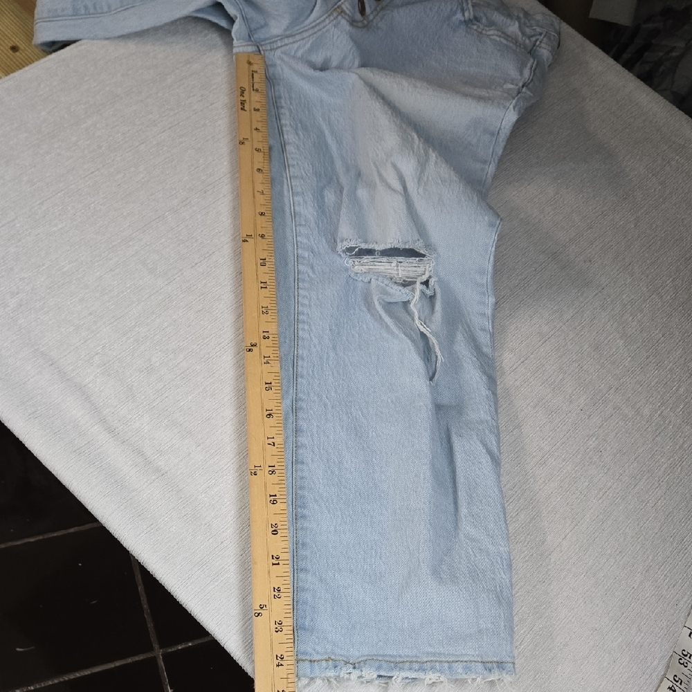 Universal Thread High Rise Blue Jeans - Picture 14 of 15